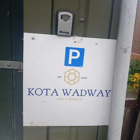 Kota Wadway Holiday home *