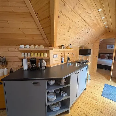 Finse Kota Met Prive Sauna En Hottub * Spanbroek